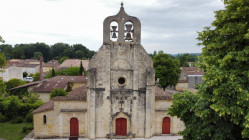 eglise et clochaers.JPG